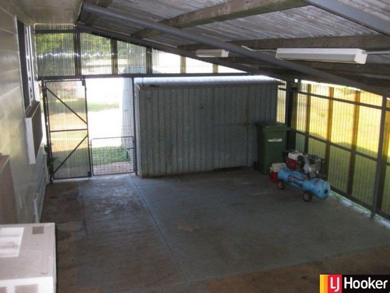 162 Mills Avenue, Moranbah QLD 4744