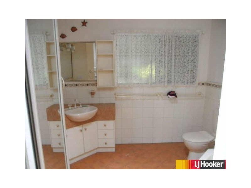 1 Burke Drive, Moranbah QLD 4744