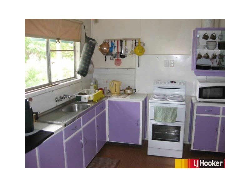 15 Queen Elizabeth Drive, Dysart QLD 4745