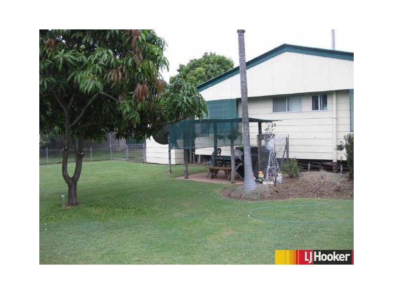 15 Queen Elizabeth Drive, Dysart QLD 4745