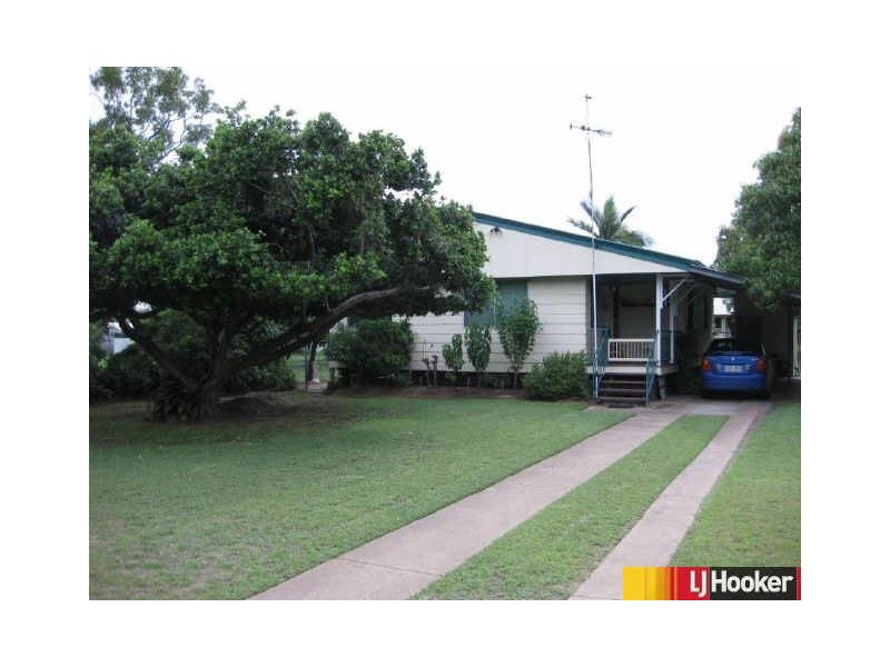 15 Queen Elizabeth Drive, Dysart QLD 4745