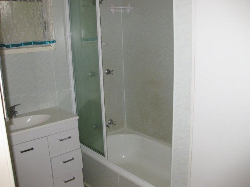 16 Mackenzie Drive, Moranbah QLD 4744