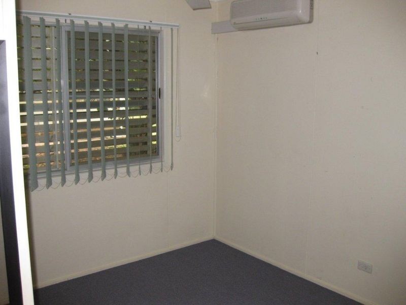 16 Mackenzie Drive, Moranbah QLD 4744