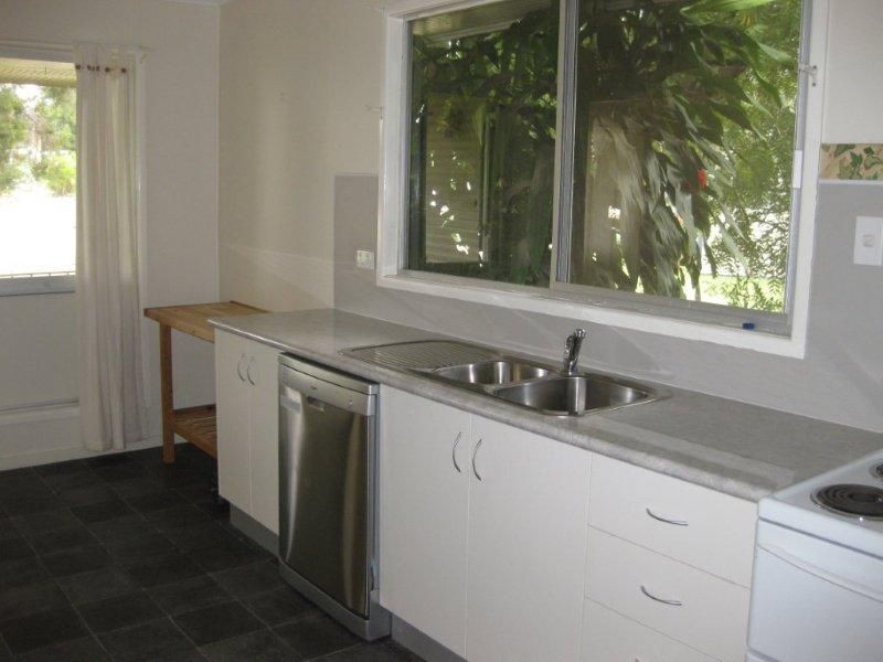 12 Bowen Court, Moranbah QLD 4744