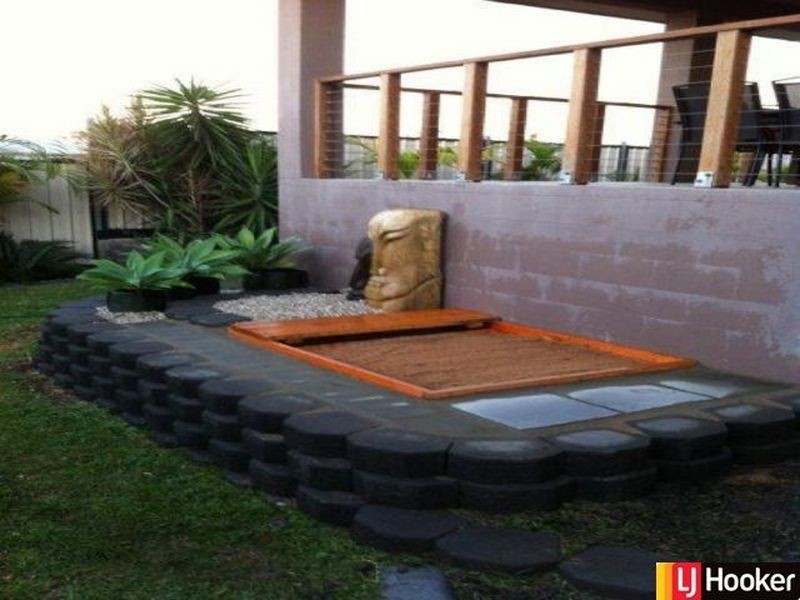 110 Clements Street, Moranbah QLD 4744