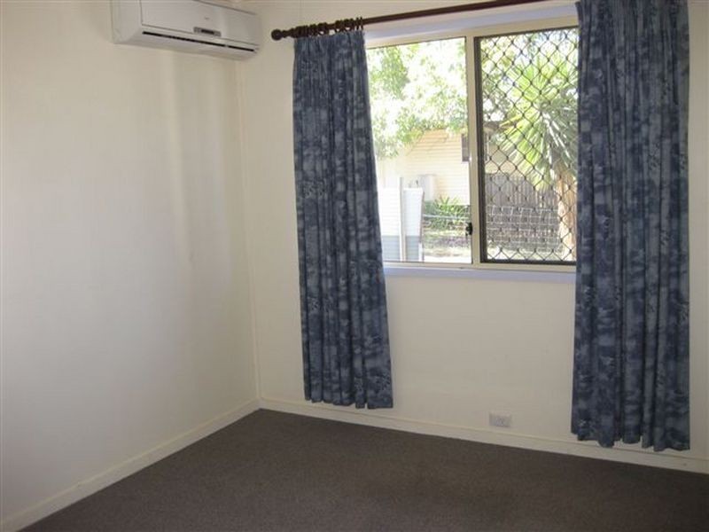 14 Flinders Drive, Moranbah QLD 4744