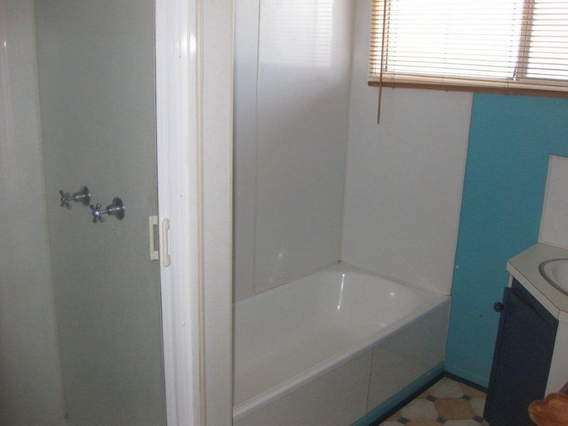 43 Goolagong Crescent, Moranbah QLD 4744