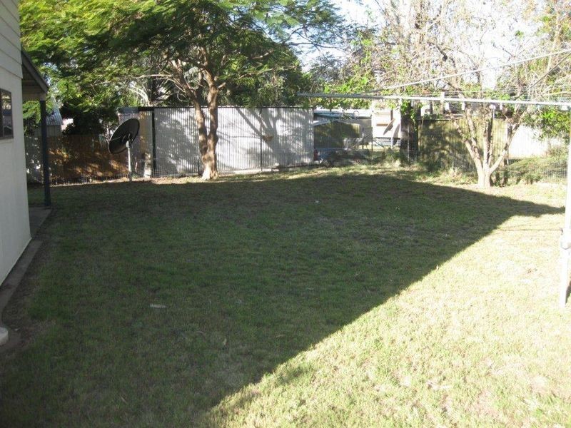 186 Mills Avenue, Moranbah QLD 4744