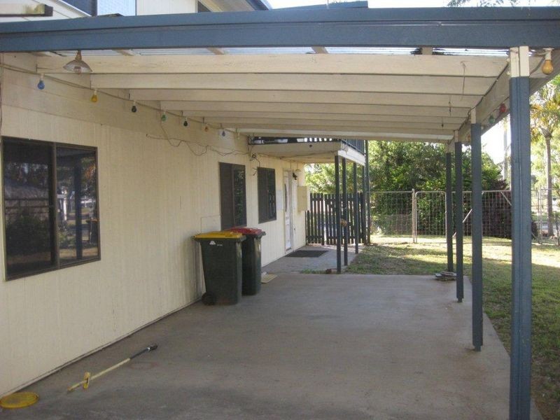 186 Mills Avenue, Moranbah QLD 4744