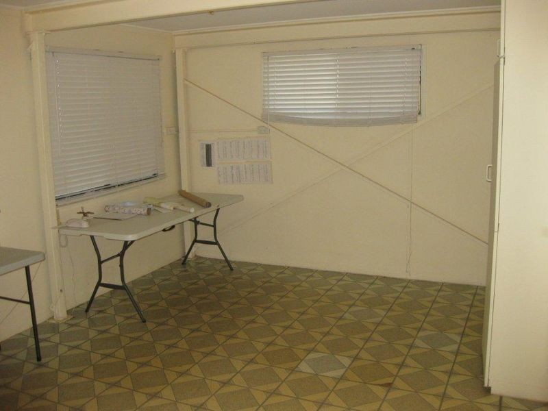 186 Mills Avenue, Moranbah QLD 4744