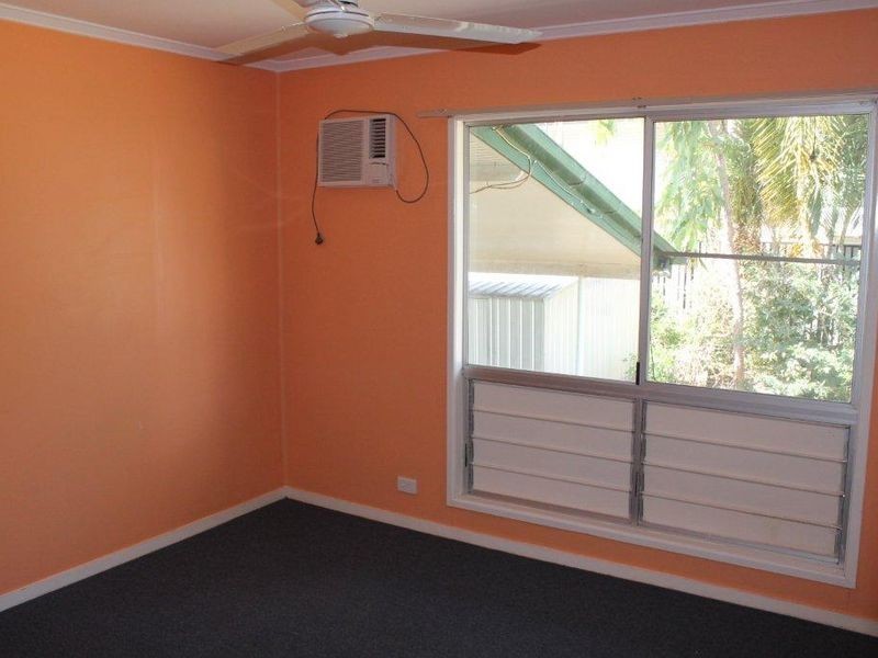 17 Kennedy Drive, Moranbah QLD 4744