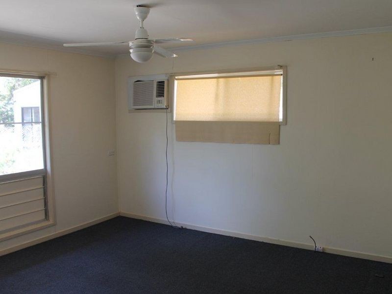 17 Kennedy Drive, Moranbah QLD 4744