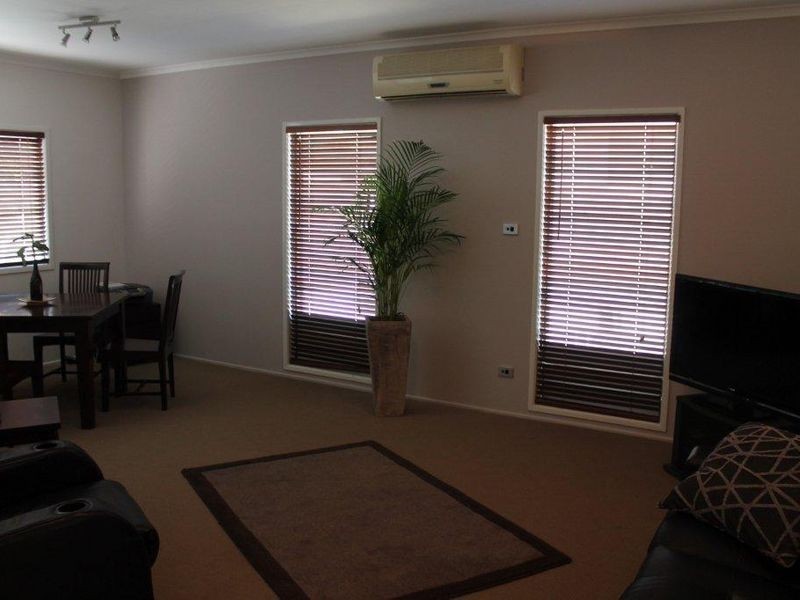 9 Wickham Street, Moranbah QLD 4744