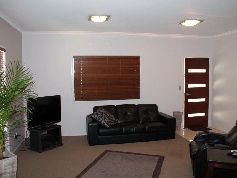9 Wickham Street, Moranbah QLD 4744