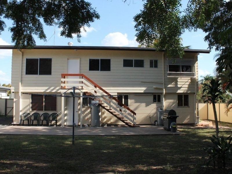 9 Wickham Street, Moranbah QLD 4744