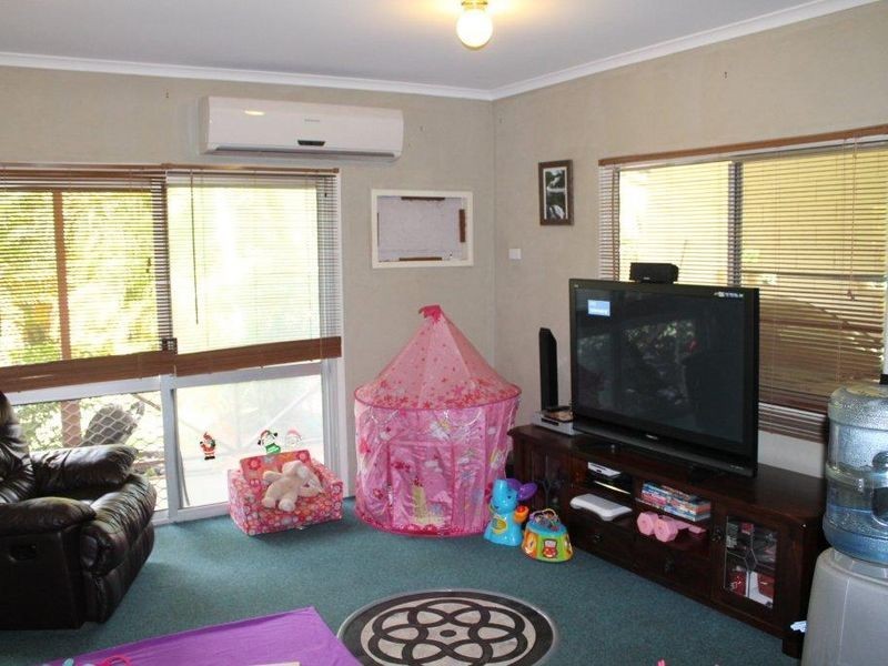 21 Goolagong Crescent, Moranbah QLD 4744