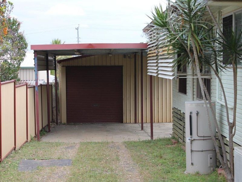 1 Lyons Court, Moranbah QLD 4744