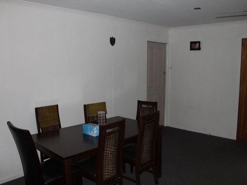 1 Lyons Court, Moranbah QLD 4744