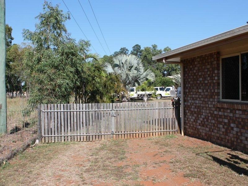 3 Freeman Street, Moranbah QLD 4744