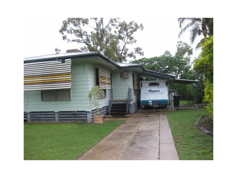 5 Chifley Court, Moranbah QLD 4744
