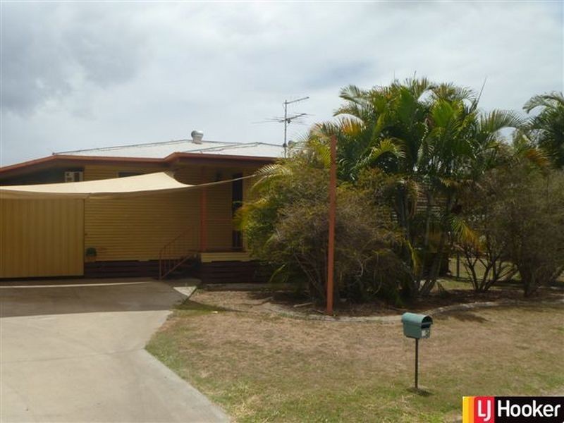15 Laver Street, Moranbah QLD 4744