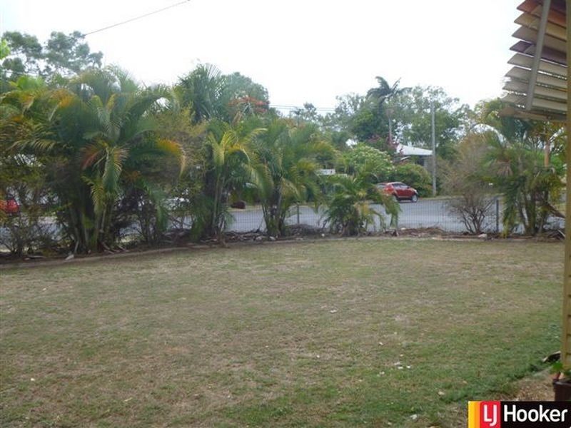 15 Laver Street, Moranbah QLD 4744