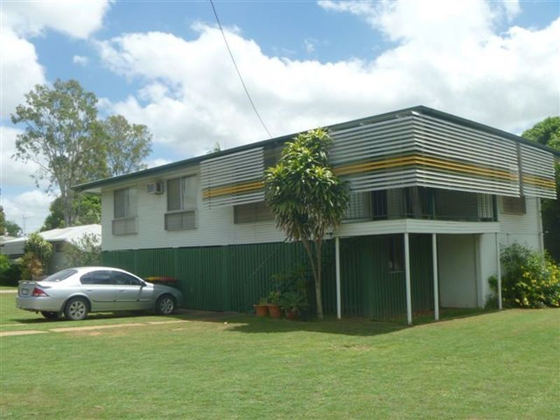 34 Leichhardt Drive, Moranbah QLD 4744