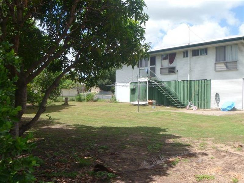 34 Leichhardt Drive, Moranbah QLD 4744