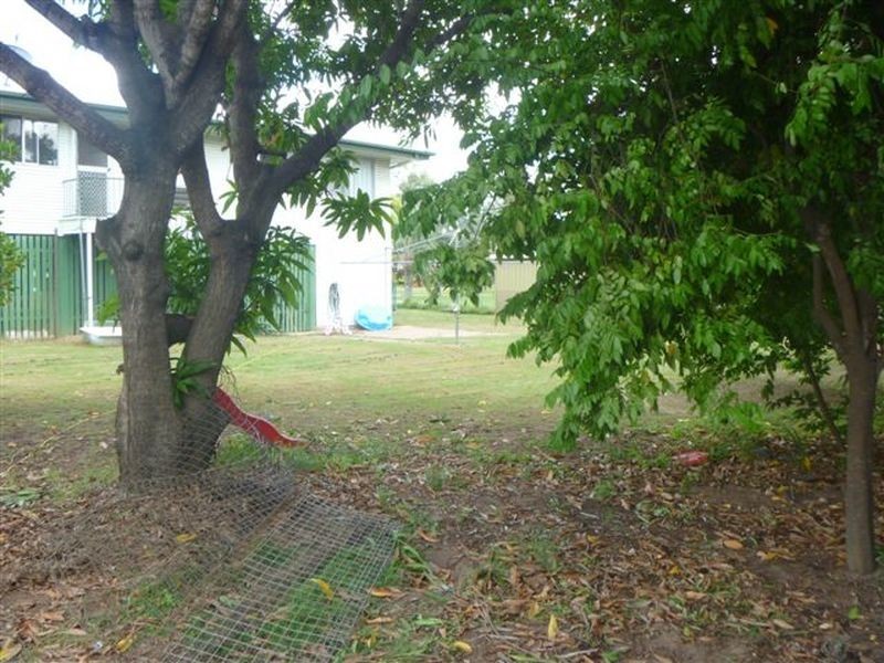 34 Leichhardt Drive, Moranbah QLD 4744