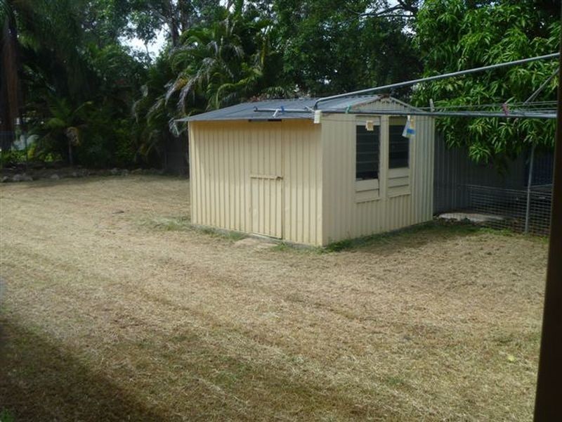 4 McMullen Court, Dysart QLD 4745