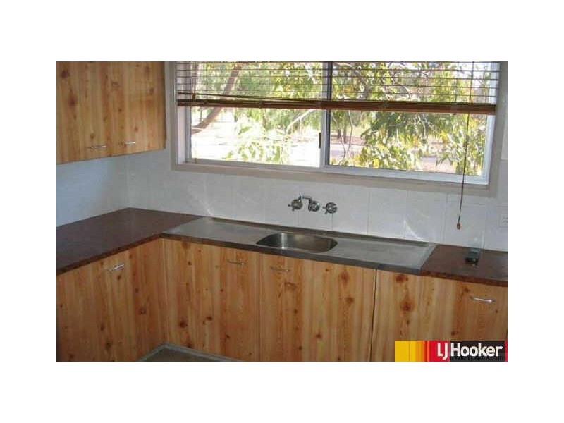 186 Mills Avenue, Moranbah QLD 4744