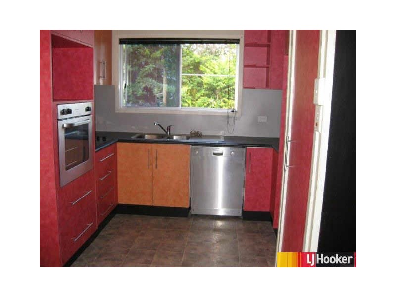 19 Burke Street, Moranbah QLD 4744