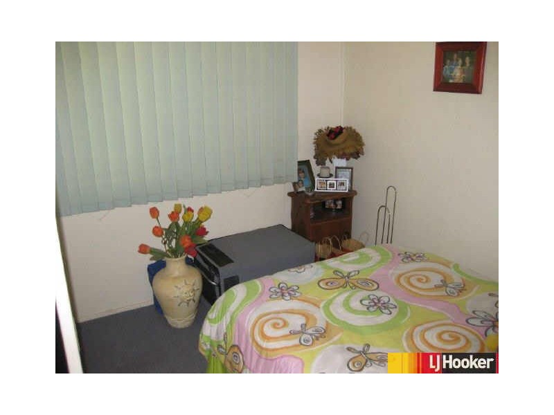 16 Mackenzie Drive, Moranbah QLD 4744