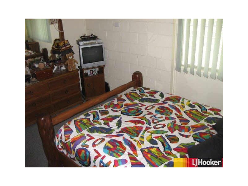 16 Mackenzie Drive, Moranbah QLD 4744