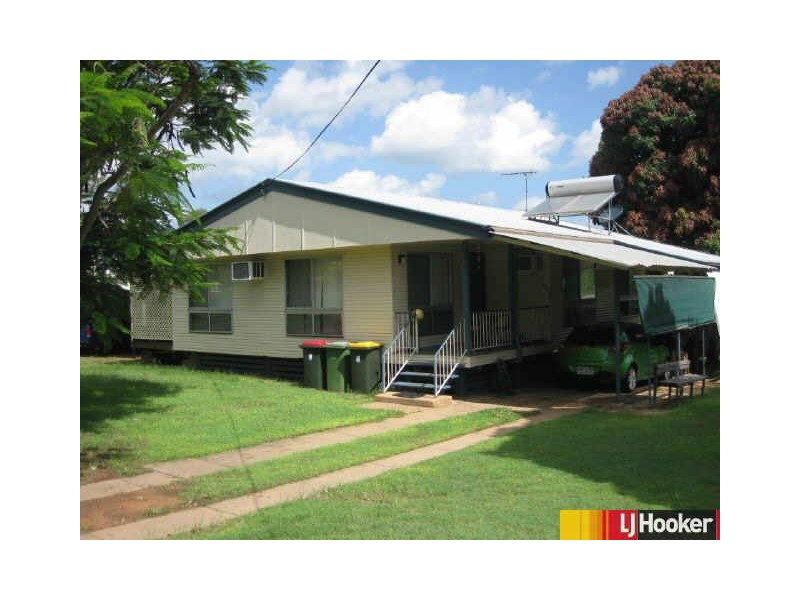 8 Harris Court, Moranbah QLD 4744