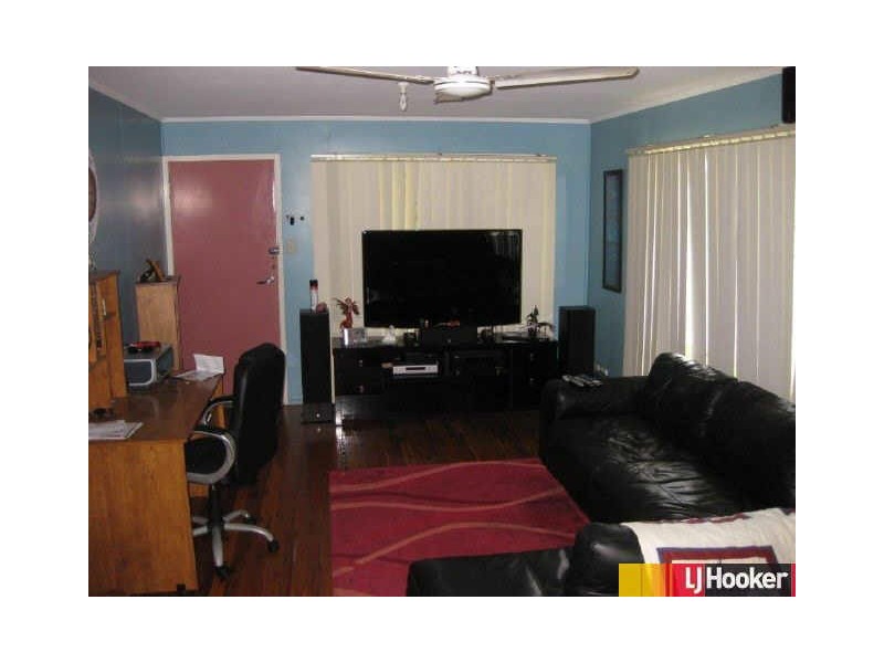 8 Harris Court, Moranbah QLD 4744