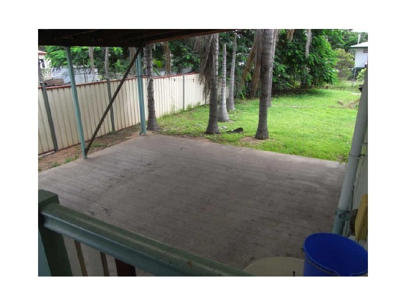 6 Belyando Avenue, Moranbah QLD 4744