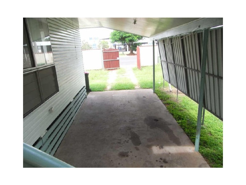 6 Belyando Avenue, Moranbah QLD 4744