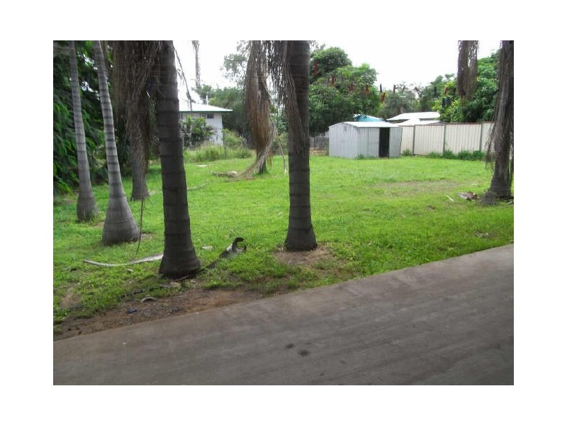 6 Belyando Avenue, Moranbah QLD 4744