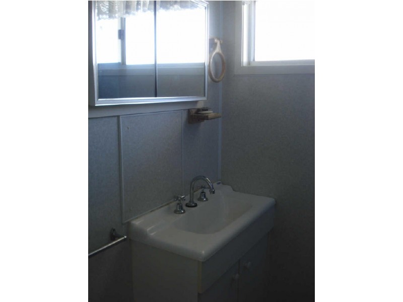 3 Maitland Drive, Moranbah QLD 4744