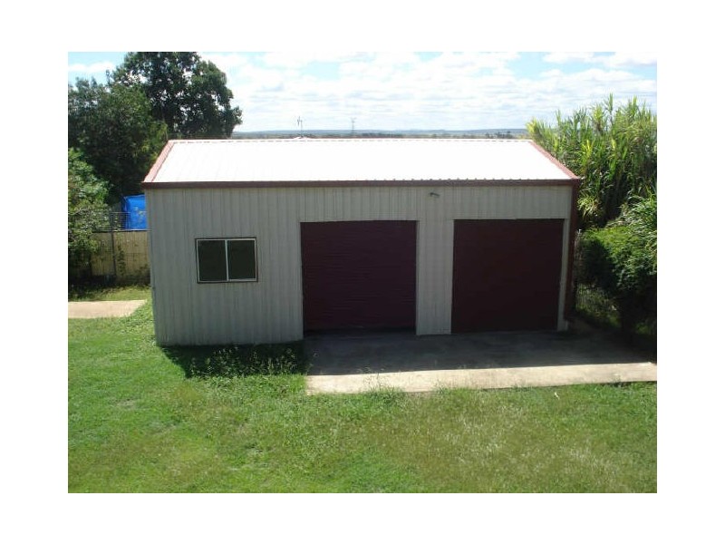 3 Maitland Drive, Moranbah QLD 4744