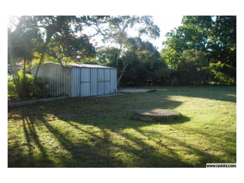 28 Flinders Drive, Moranbah QLD 4744