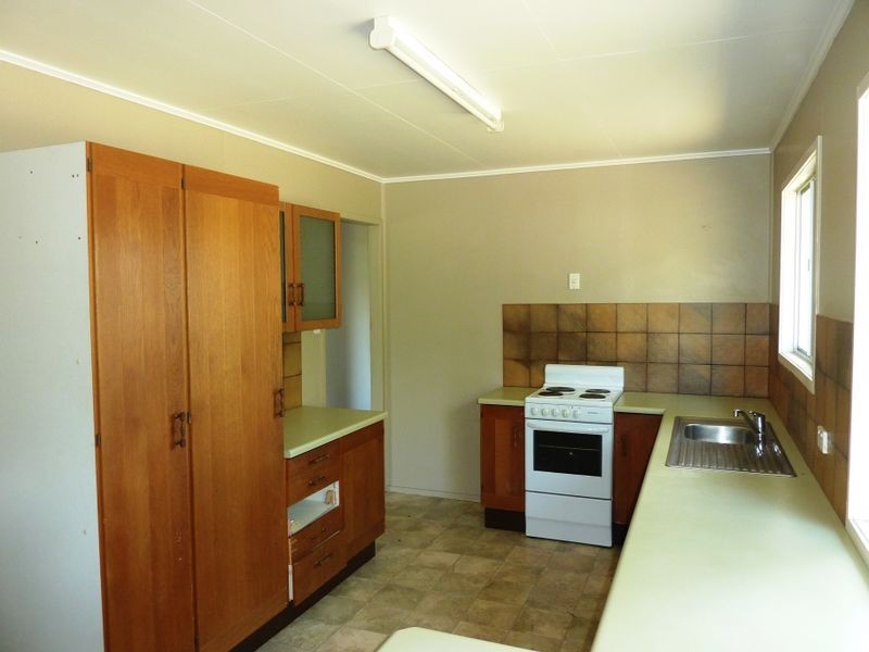 12 Bennett Court, Moranbah QLD 4744