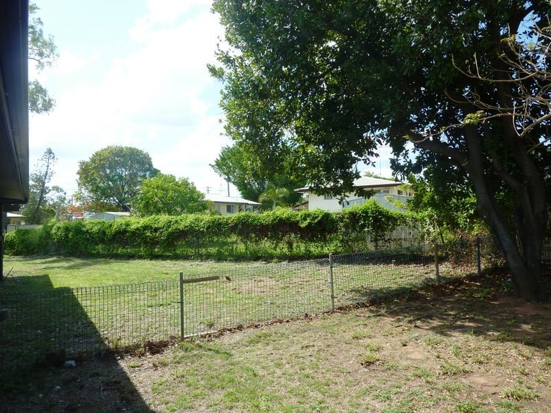 12 Bennett Court, Moranbah QLD 4744