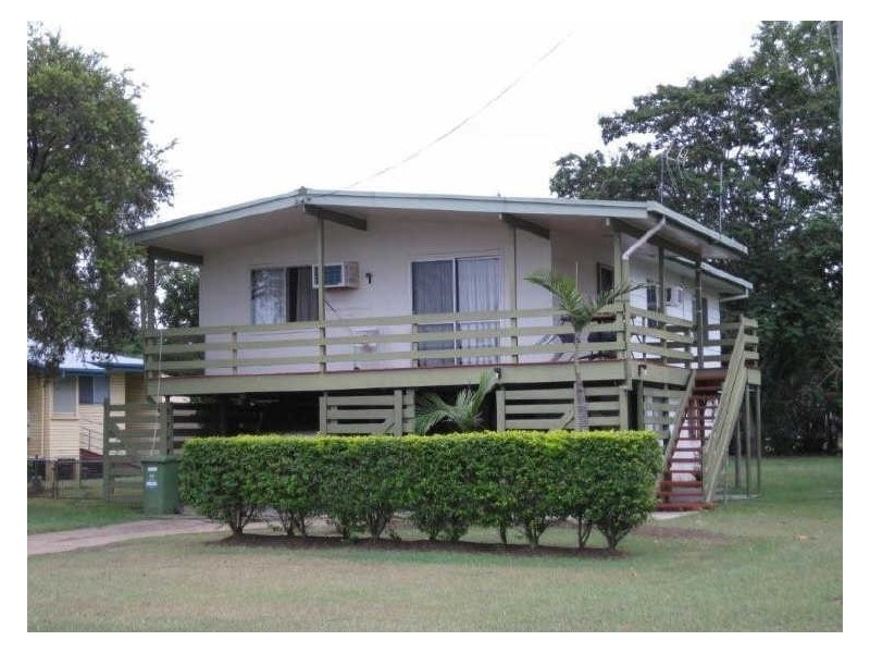 20 Macdonald Street, Dysart QLD 4745