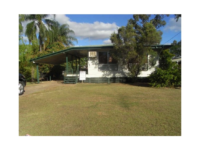 3 Chifley Court, Moranbah QLD 4744