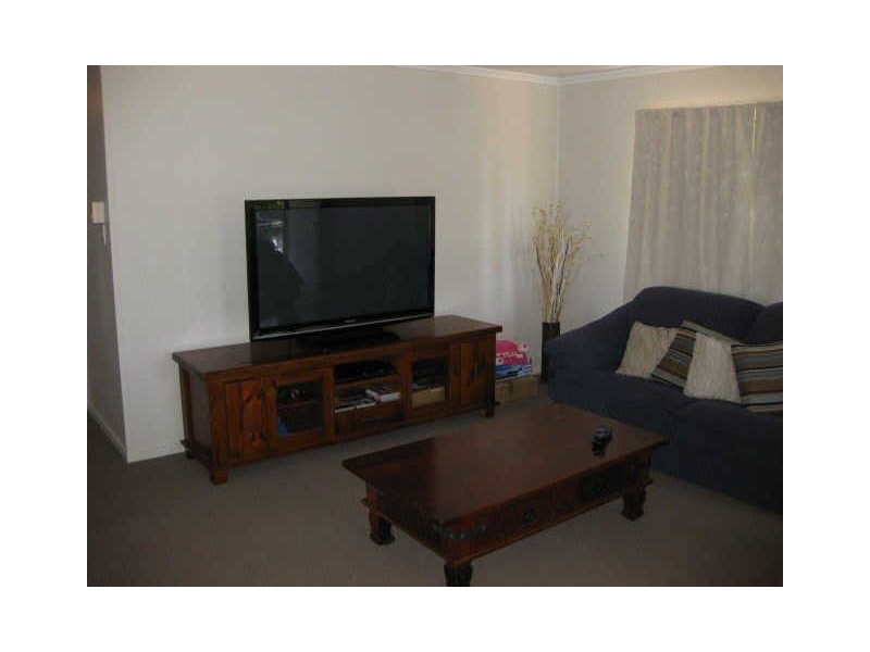 13 Belshore Street, Moranbah QLD 4744