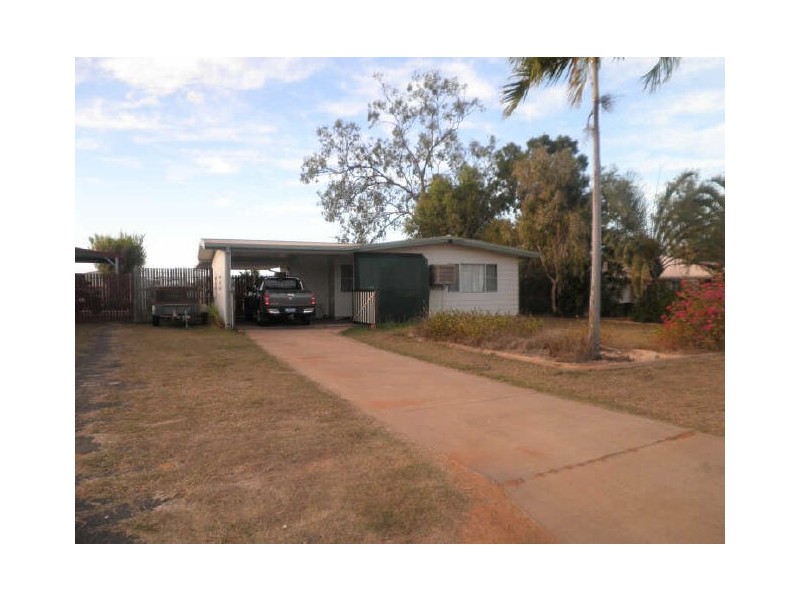 7 Maitland Street, Moranbah QLD 4744