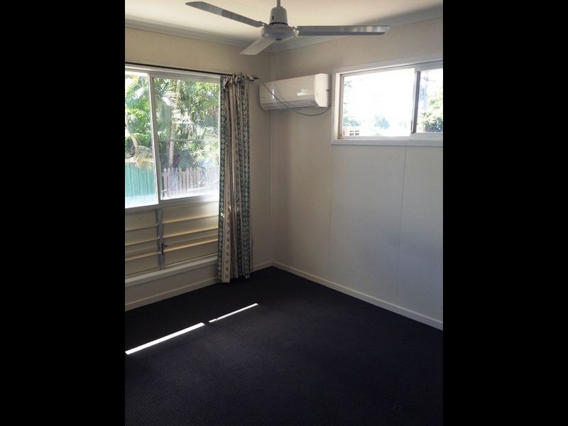 16 Laver Street, Moranbah QLD 4744