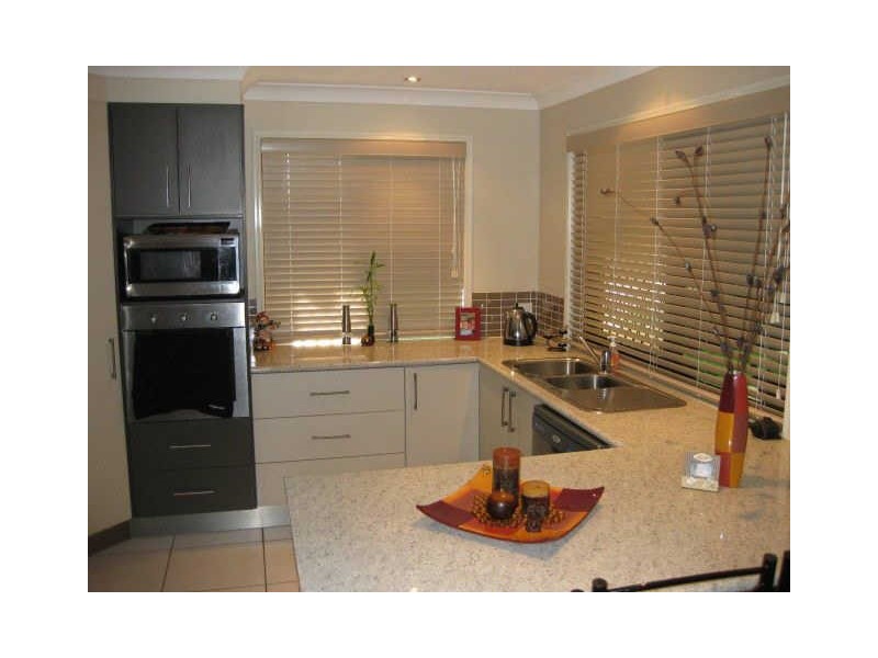 41 Thurston Drive, Moranbah QLD 4744